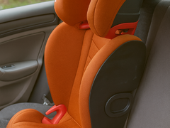 Scaun auto premium IsoFix 9 -36 kg, reglabil & super sigur – aproape nou!